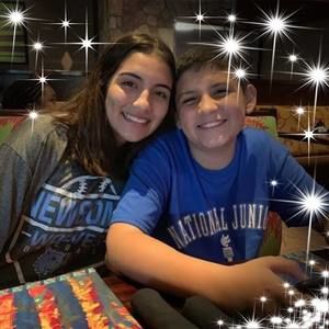 Meet your Posher, Ana